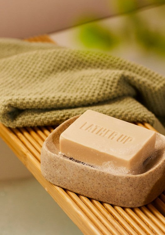 Savon doux apaisant et réconfortant au Lait d'Amande & Miel