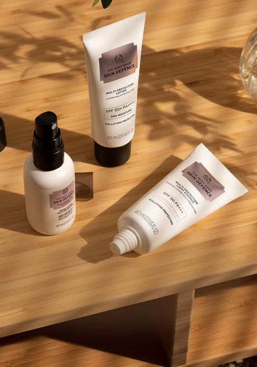 Skin Defence Multi- Protection Light Essence Spf 50 Pa +++